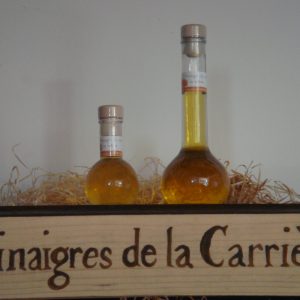 Vinaigre de cidre bio au safran Vinaigres de la Carrière Montvicq